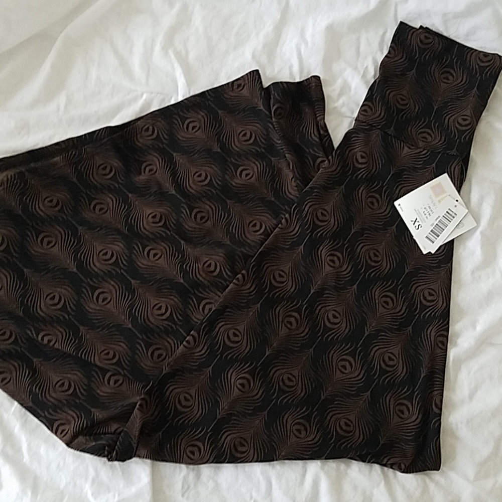 XS LLR Peacock Maxi